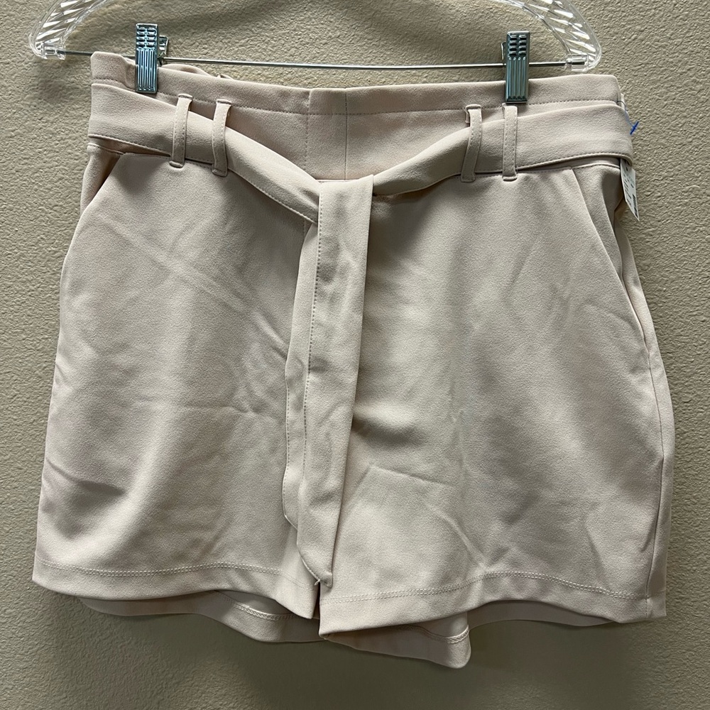 Maurices Large New With Tags High Waist Tan Belted Shorts